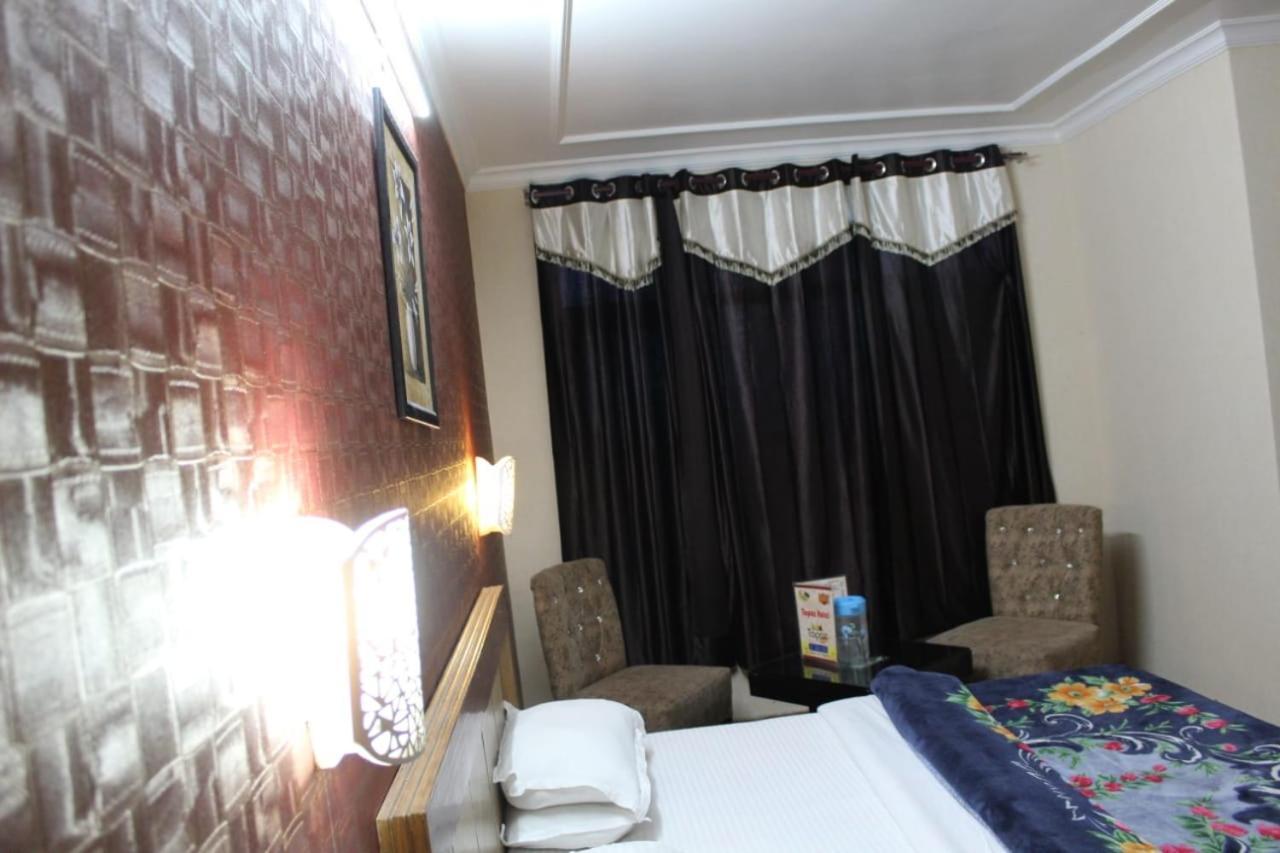 Hotel Topaz ダルハウジ エクステリア 写真